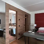 Link124 Szálloda 4*