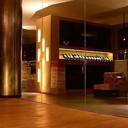 Link124 Hotel